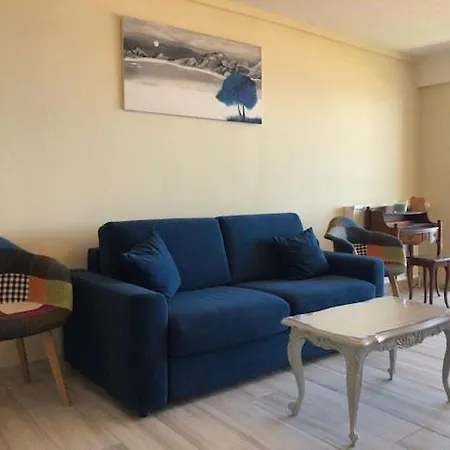 Apartment 2 Pieces 6 Couchages Sur Bn130-c107 *